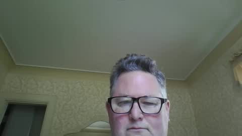 Snapshot of bluemoose70 chatting on September 8, 2025, 3:44 pm bluemoose70 online show from September 8, 2025, 3:44 pm