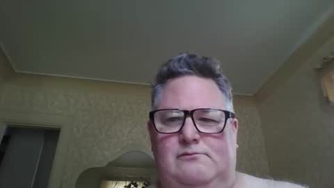 Snapshot of bluemoose70 chatting on September 12, 2025, 5:57 pm bluemoose70 online show from September 12, 2025, 5:57 pm