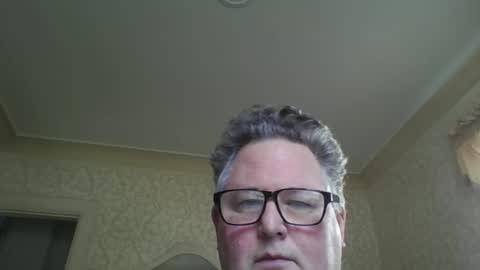 Snapshot of bluemoose70 chatting on October 26, 2025, 4:46 pm bluemoose70 online show from October 26, 2025, 4:46 pm