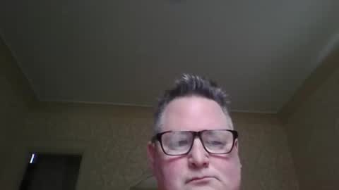 Snapshot of bluemoose70 chatting on November 9, 2025, 5:44 pm bluemoose70 online show from November 9, 2025, 5:44 pm