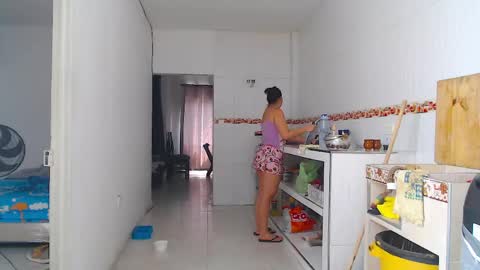  Hey guysI am BrendaWelcome my room online show from April 10, 2026, 6:45 pm