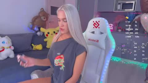 Mikki chan online show from February 20, 2025, 8:28 am