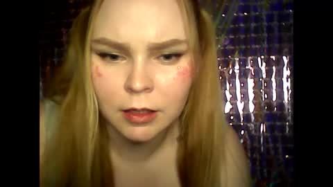 blushing_star online show from February 12, 2025, 6:09 pm