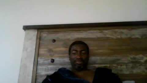 bluuthunder1914 online show from May 13, 2026, 7:55 pm