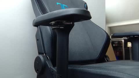 blzd5 online show from October 19, 2025, 6:08 pm