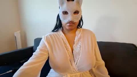 Snapshot of blzsugar chatting on November 15, 2025, 10:48 pm BlzSugar online show from November 15, 2025, 10:48 pm