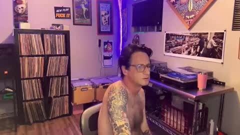 ZuperZexyZounds online show from March 16, 2026, 5:44 am