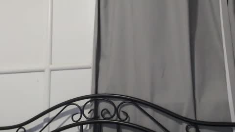 Snapshot of bob123478 chatting on December 15, 2024, 10:28 am bob online show from December 15, 2024, 10:28 am