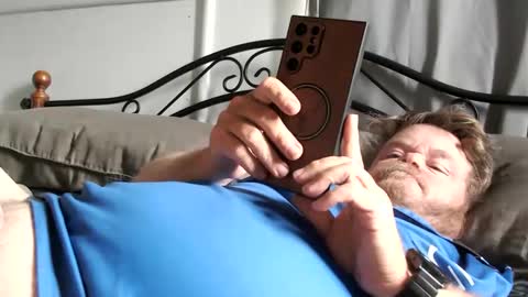 Snapshot of bob123478 chatting on September 19, 2025, 9:37 pm bob online show from September 19, 2025, 9:37 pm