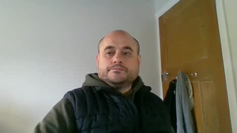 Snapshot of bobabator chatting on October 15, 2025, 11:21 am bobabator online show from October 15, 2025, 11:21 am