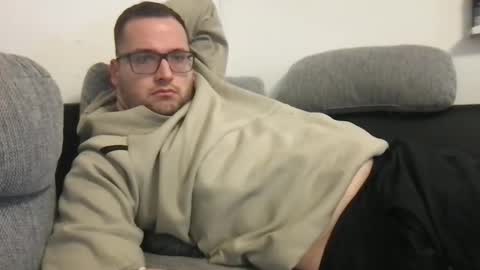 Snapshot of bobbele94 chatting on March 15, 2026, 7:20 pm bobbele94 online show from March 15, 2026, 7:20 pm