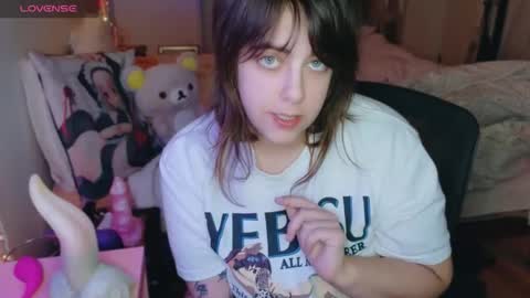 Snapshot of bobbivalentine chatting on November 22, 2025, 8:57 am Bobbi Valentine online show from November 22, 2025, 8:57 am