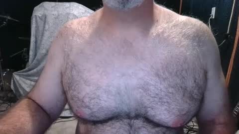 BobbyHill27b online show from September 16, 2025, 4:41 pm