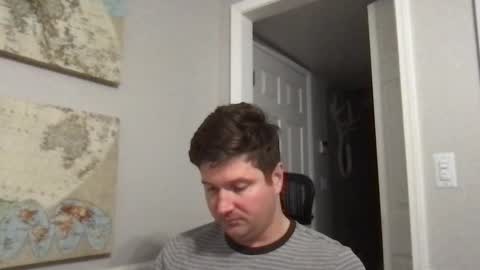 bobbylightfoot3 online show from January 10, 2025, 3:29 am