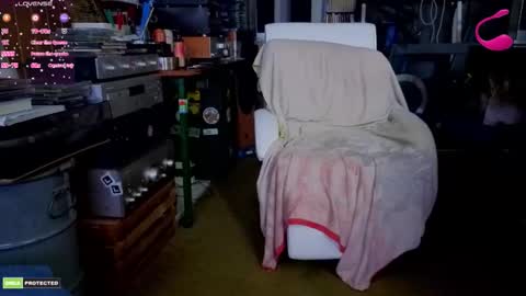 Snapshot of bobbyy4 chatting on November 5, 2025, 11:49 pm boby online show from November 5, 2025, 11:49 pm