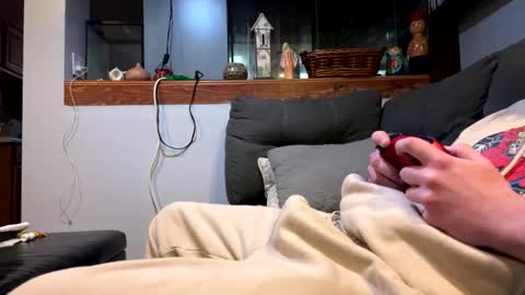 bobfish663 online show from April 12, 2026, 4:34 pm