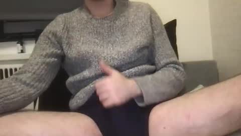 Snapshot of boblight221 chatting on January 21, 2025, 6:11 am boblight221 online show from January 21, 2025, 6:11 am