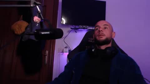 bodyking69 online show from January 27, 2025, 7:13 pm