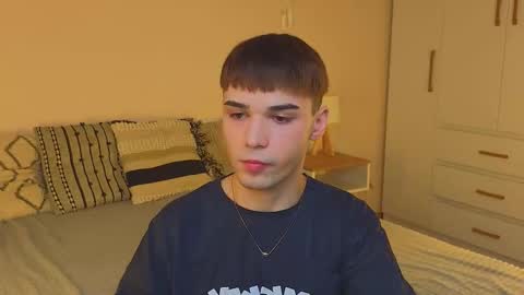 ALEXPVT IS OPEN online show from January 18, 2026, 12:31 pm