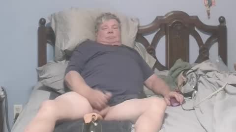 boner1961 online show from November 30, 2025, 1:04 pm