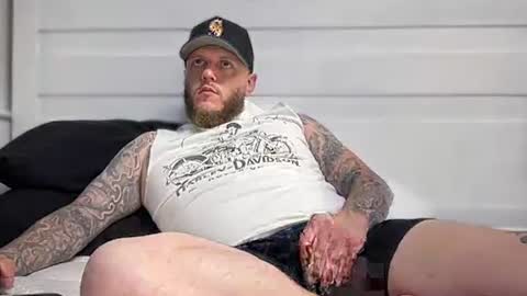 boner4you1994 online show from June 1, 2026, 9:33 am