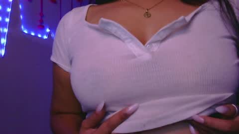 Bonnie online show from June 5, 2026, 12:06 am