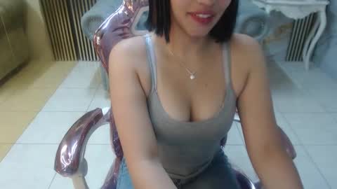 Bonnie  online show from March 18, 2026, 12:19 pm