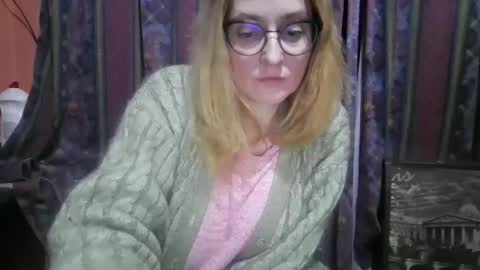 Snapshot of bonnie_fuck_clyde chatting on December 28, 2024, 11:26 pm Bonnie Fuck Clydes online show from December 28, 2024, 11:26 pm
