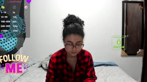 Snapshot of bonnie_lam_ chatting on June 10, 2026, 4:45 am bonnie lam hello welcome to my room I hope you have fun and you can reach your maximum pleasure here with me online show from June 10, 2026, 4:45 am