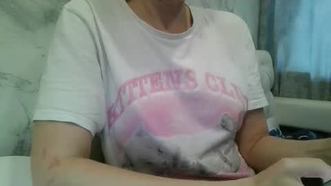 Snapshot of bonnieexcite chatting on September 16, 2025, 8:04 am BonnieExcite online show from September 16, 2025, 8:04 am