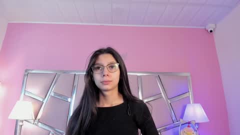 Bonnie  online show from December 27, 2024, 12:45 pm