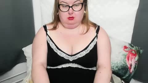 Snapshot of bonnieshining chatting on December 14, 2024, 8:23 am Bonnie online show from December 14, 2024, 8:23 am