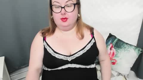 Snapshot of bonnieshining chatting on January 4, 2025, 7:45 am Bonnie online show from January 4, 2025, 7:45 am