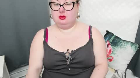 Snapshot of bonnieshining chatting on January 5, 2025, 10:10 am Bonnie online show from January 5, 2025, 10:10 am