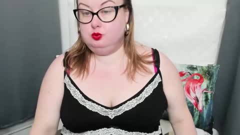 Snapshot of bonnieshining chatting on February 11, 2025, 5:47 am Bonnie online show from February 11, 2025, 5:47 am