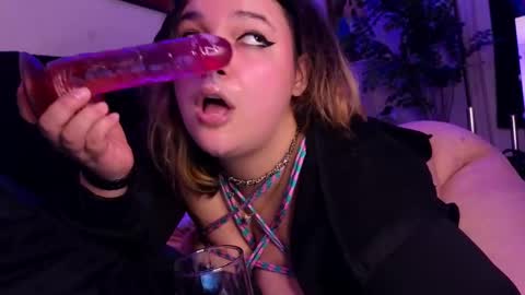 Snapshot of booboosperfectfacefuck chatting on February 3, 2025, 1:09 am Nova  sub to my fan club for free pms and sexy sloppy videos  online show from February 3, 2025, 1:09 am