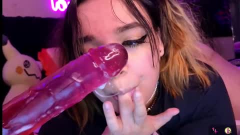 Snapshot of booboosperfectfacefuck chatting on March 9, 2025, 5:11 am Nova  sub to my fan club for free pms and sexy sloppy videos  online show from March 9, 2025, 5:11 am