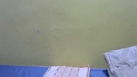 Snapshot of booby_girl01 chatting on April 9, 2026, 9:04 am booby_girl01 online show from April 9, 2026, 9:04 am