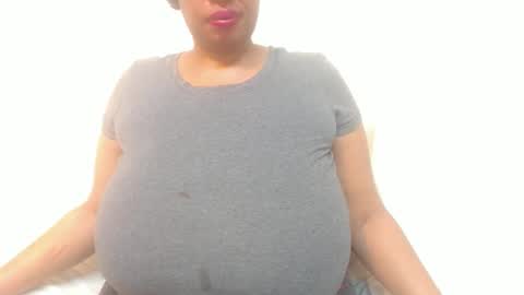 boobyqueen online show from April 21, 2026, 1:42 am