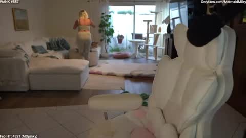 Miley online show from February 10, 2026, 1:10 am