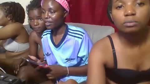 Snapshot of bootie_caramel chatting on February 24, 2025, 9:31 pm bootie_caramel online show from February 24, 2025, 9:31 pm