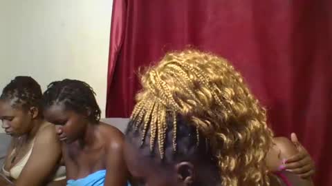 Snapshot of bootie_caramel chatting on March 3, 2025, 2:26 am bootie_caramel online show from March 3, 2025, 2:26 am