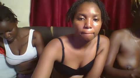 Snapshot of bootie_caramel chatting on March 11, 2025, 6:21 am bootie_caramel online show from March 11, 2025, 6:21 am