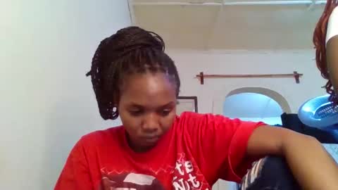 Snapshot of bootie_caramel chatting on September 24, 2025, 7:17 pm bootie_caramel online show from September 24, 2025, 7:17 pm