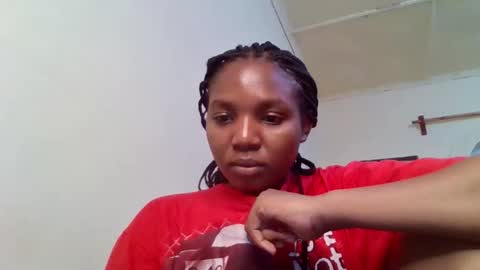 Snapshot of bootie_caramel chatting on October 13, 2025, 4:18 pm bootie_caramel online show from October 13, 2025, 4:18 pm