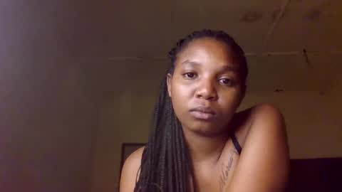 Snapshot of bootie_caramel chatting on November 7, 2025, 6:52 pm bootie_caramel online show from November 7, 2025, 6:52 pm