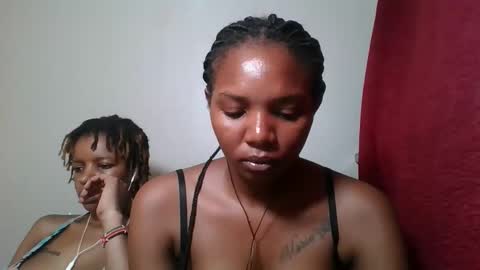 bootie_caramel online show from May 31, 2026, 6:09 pm