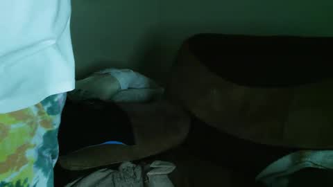 Snapshot of bootlegsolutions chatting on April 1, 2026, 9:10 am bootlegsolutions online show from April 1, 2026, 9:10 am