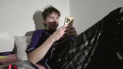 Snapshot of bootyburgler chatting on December 17, 2025, 8:42 am bootyburgler online show from December 17, 2025, 8:42 am