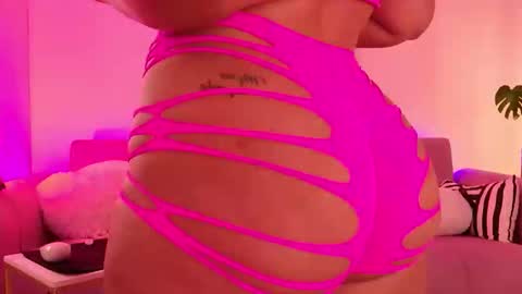 bootyliciousbunny online show from June 5, 2026, 9:42 pm